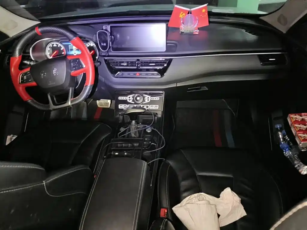 Hongqi H5 2018 2018 30TD Dynamic Edition