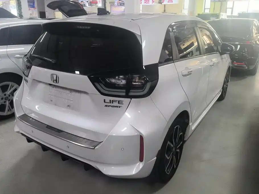 Honda LIFE 2022 2021 1.5L CVT SPORT Heartbeat Edition
