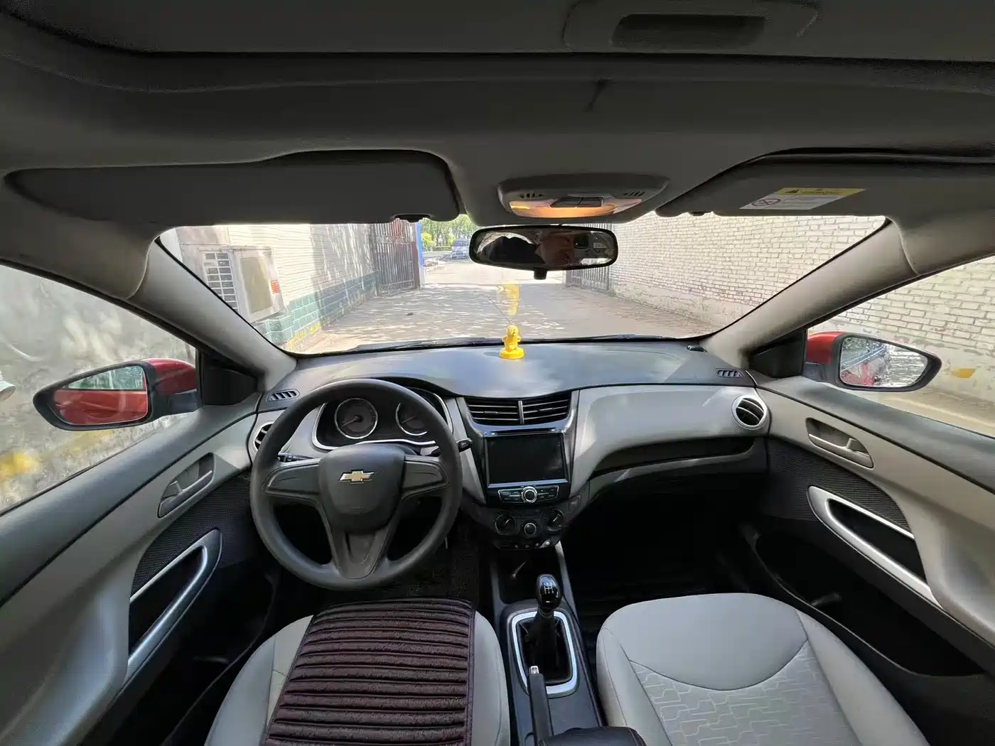 Chevrolet Sail 2015 Sail 3 1.3L Manual Ideal Sunroof Edition фото 5