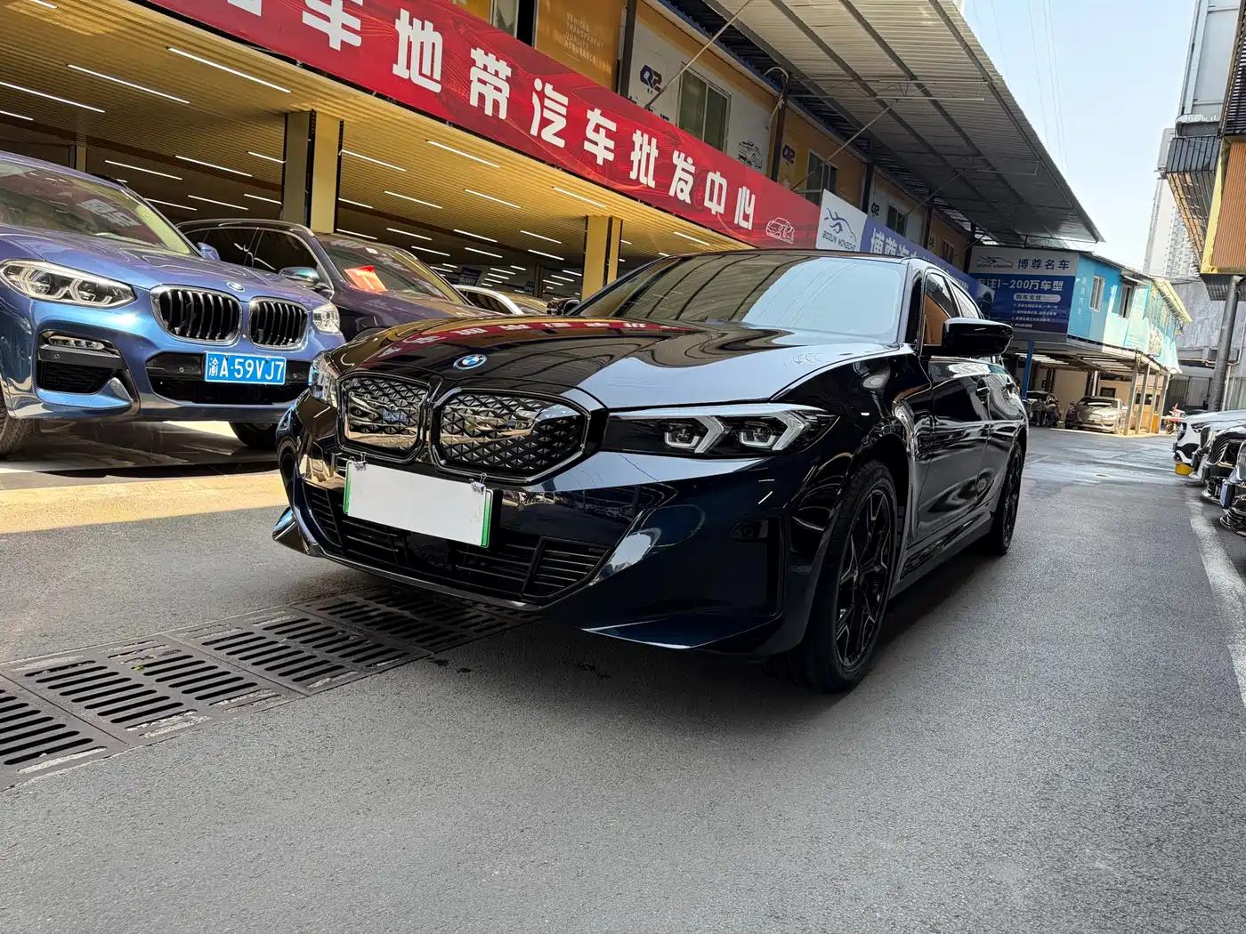 BMW i3 2025 eDrive 40 L Shadow Night Package
