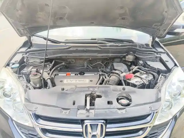 Honda CR-V 2010 2.4L Automatic 4WD Luxury Edition — фото 3