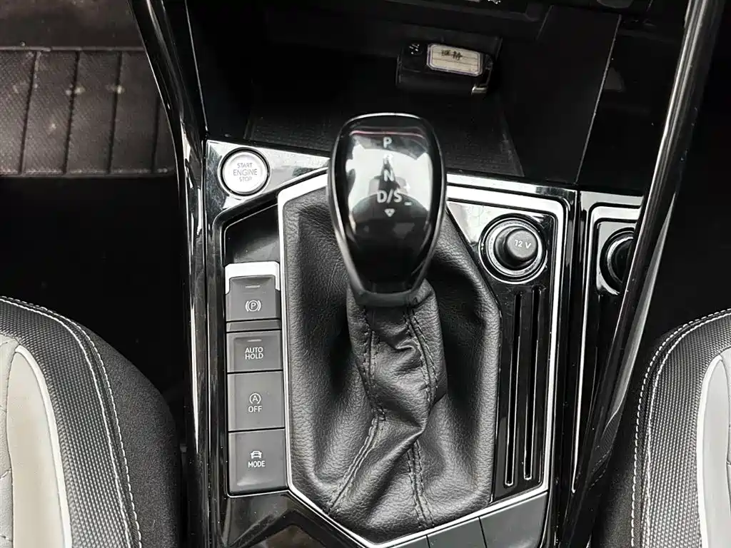 Volkswagen Tayron 2023 280TSI 2WD Luxury Plus Advanced Edition фото 13
