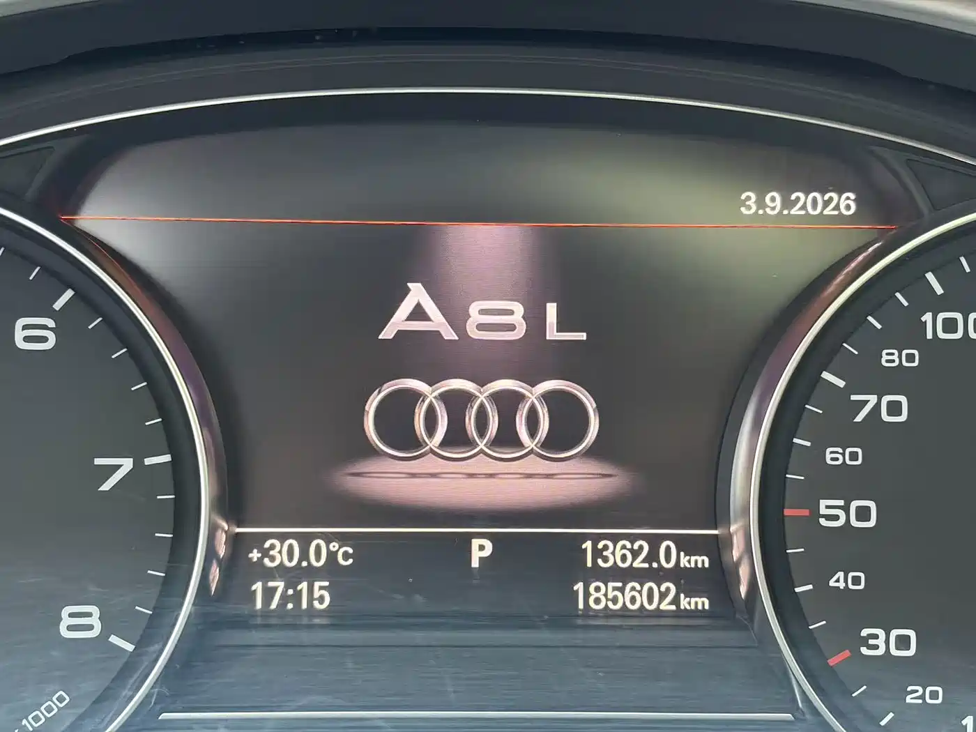 Фото 18 - Audi A8