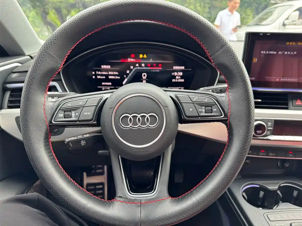 Audi A5 (Import) 2019 Sportback 40 TFSI Fashion фото 17
