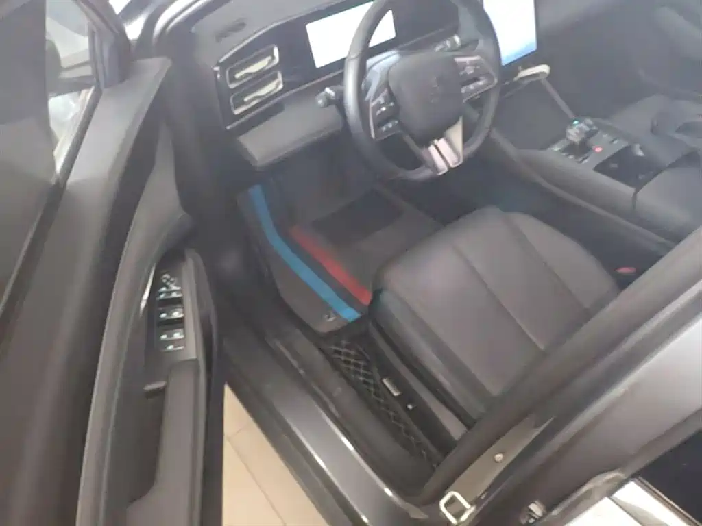 BYD Qin L 2024 DM-i 120KM Leading фото 16