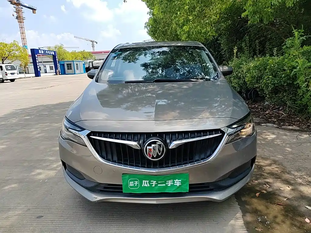 Buick GL6 2017 2018 18T 6-Seater Luxury