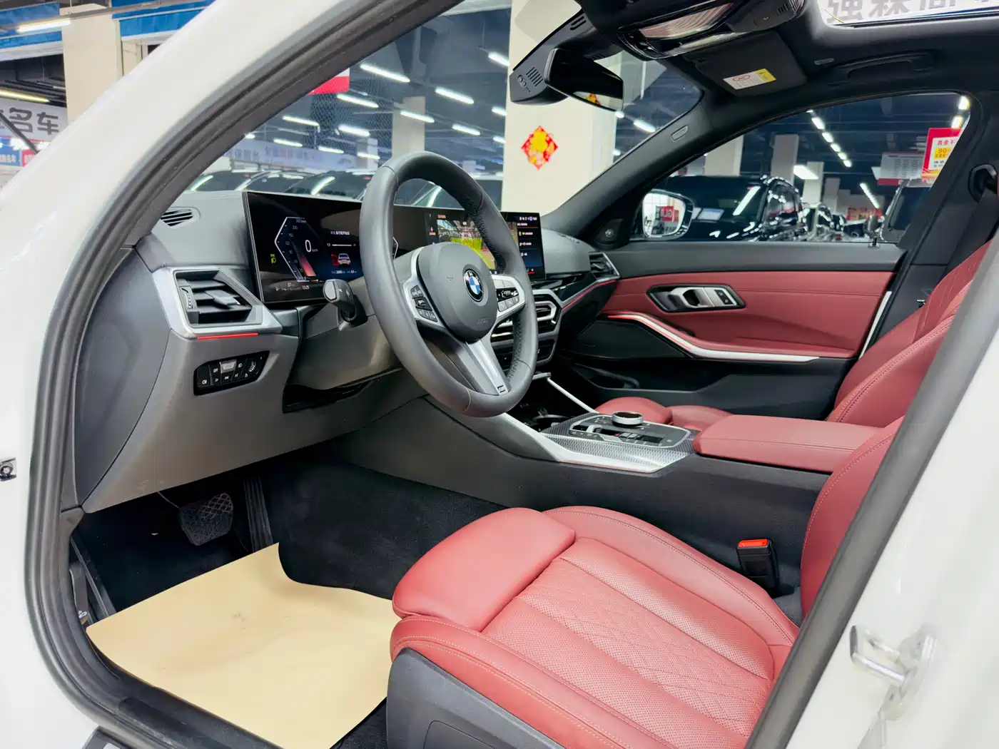 BMW 3 Series 2023 325i M Sport Black Night Package фото 8