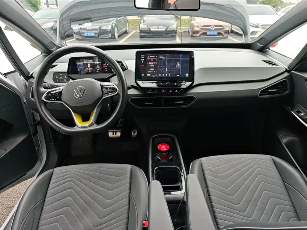 Volkswagen ID.3 2023 Upgraded Pure Intelligence Edition фото 10