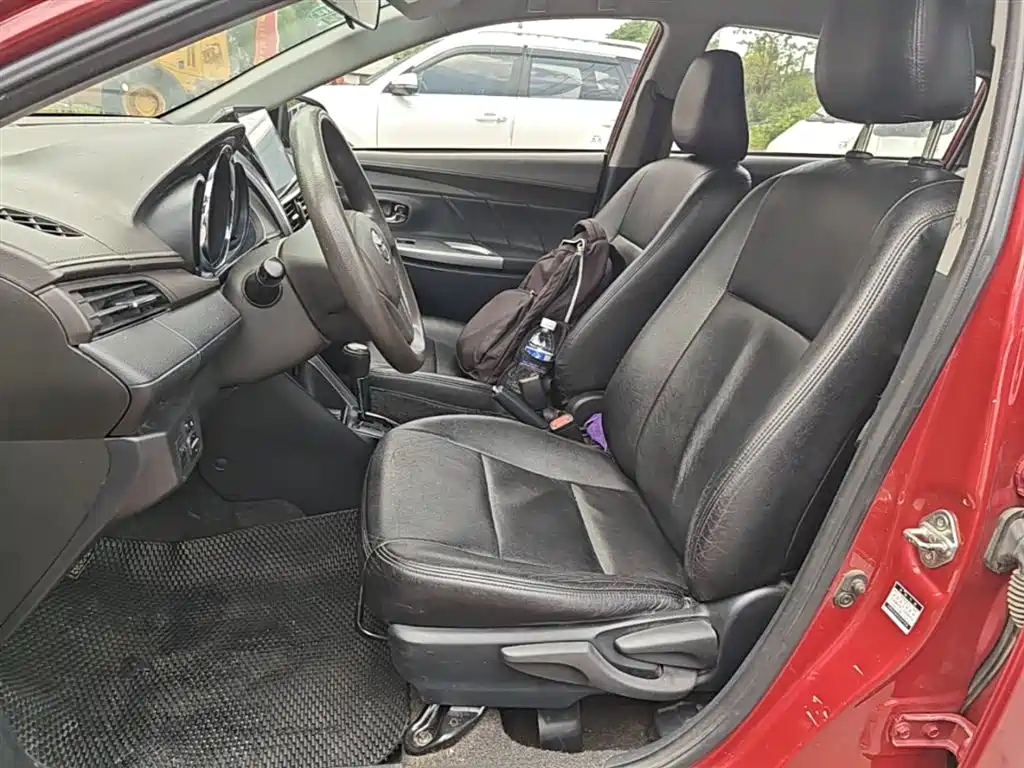 Toyota YARiS L Zhi Xuan 2014 1.3E Automatic Charming Edition фото 15