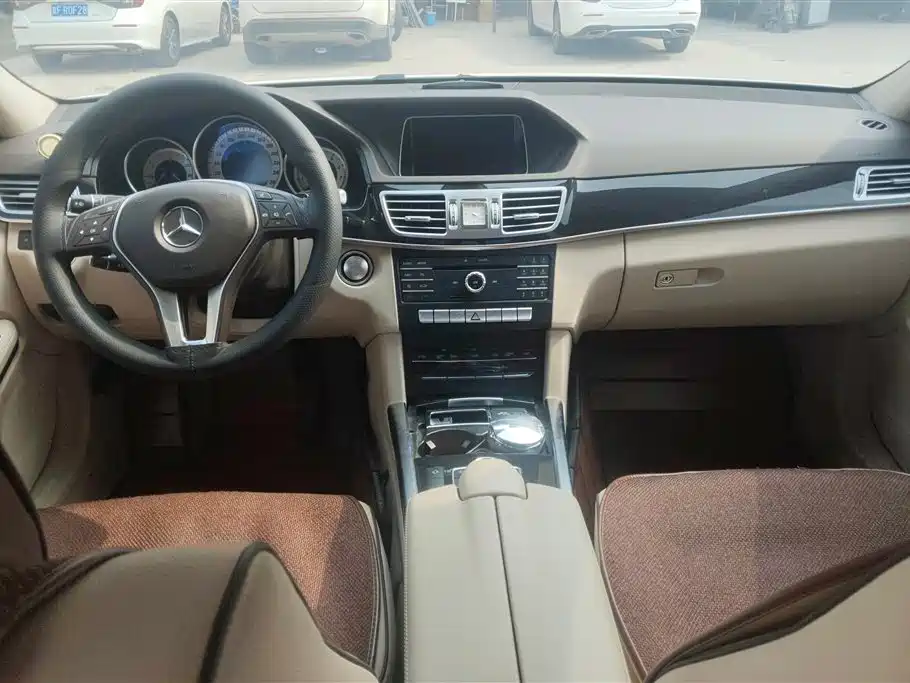 Mercedes-Benz E-Class 2015 Facelift E 260 L Sport фото 12