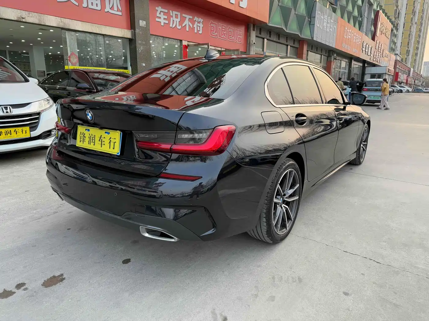 BMW 3 Series 2021 320Li M Sport Package фото 4