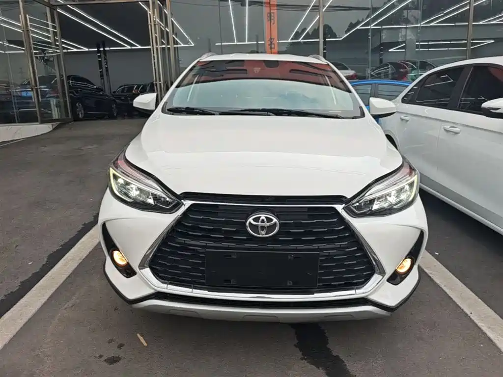 Toyota YARiS L Zhi Xuan 2022 Zhi Xuan X 1.5L CVT Luxury PLUS Edition фото 3