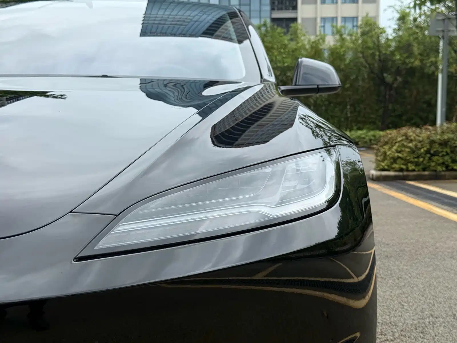Фото 13 - Tesla Model 3