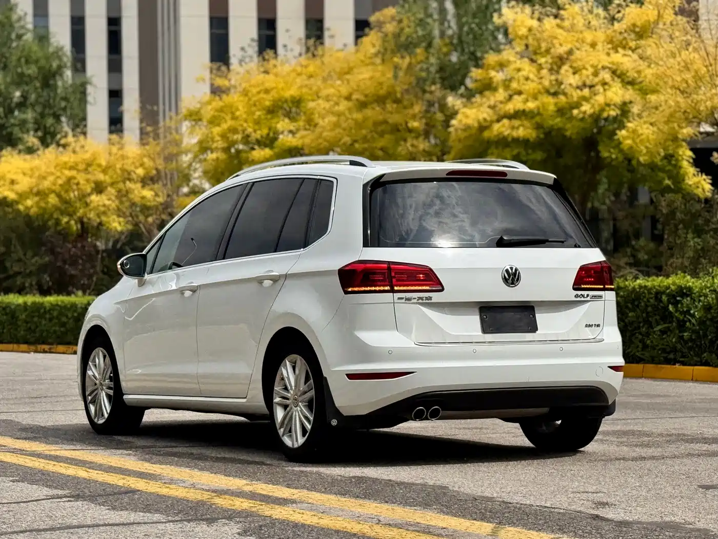 Volkswagen Golf Sportsvan 2018 280TSI Automatic Luxury фото 21