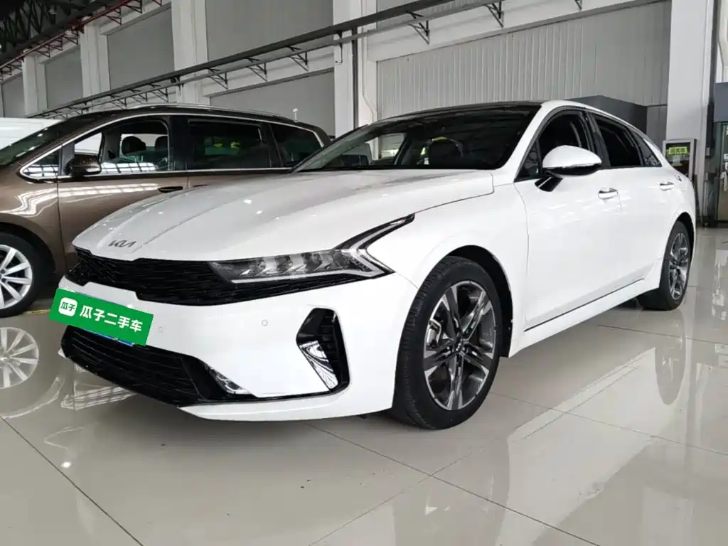 2025 Kia K5