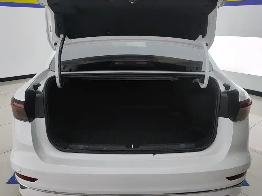 Geely Emgrand, миниатюра 4