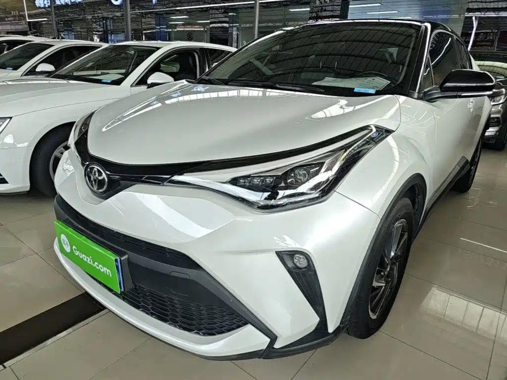Toyota C-HR 2023 2022 2.0L Leading Edition