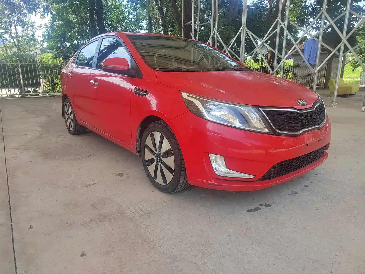 Kia K2 2013 2012 Sedan 1.6L AT Premium Commemorative Edition