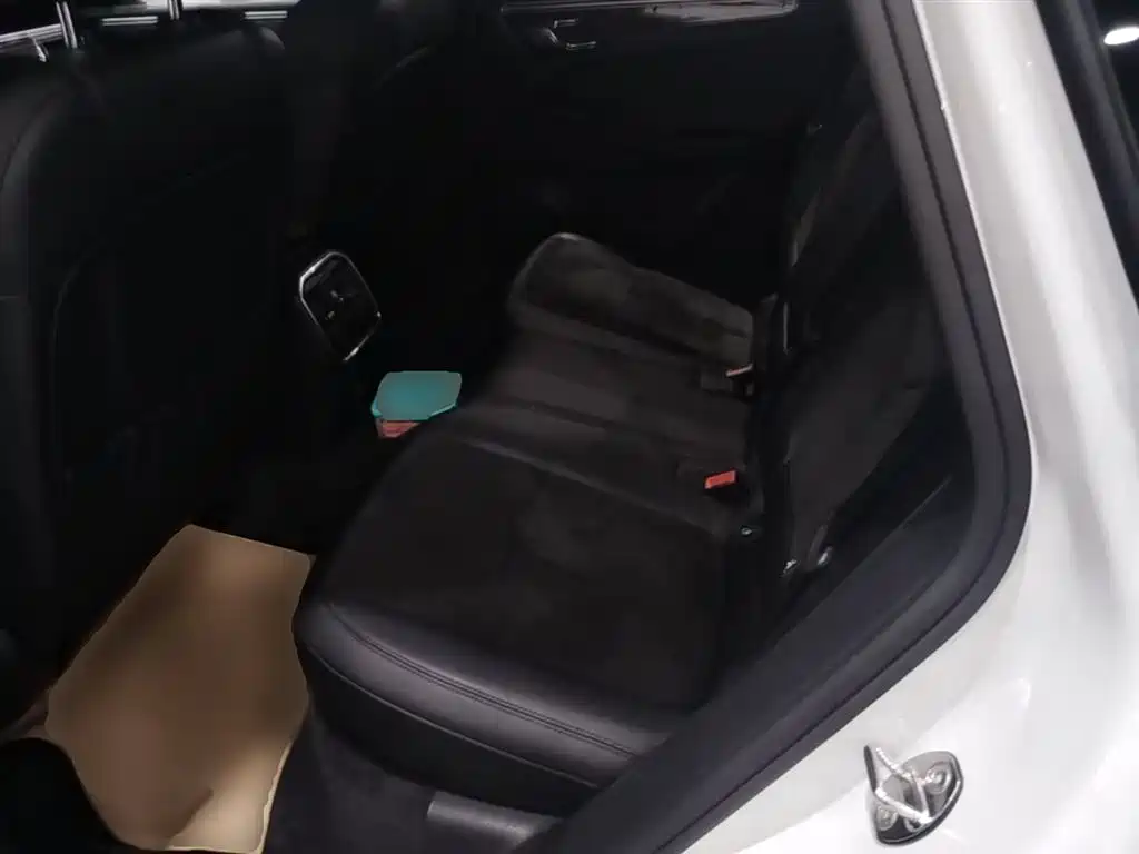 Porsche Macan 2017 Macan 2.0T фото 17