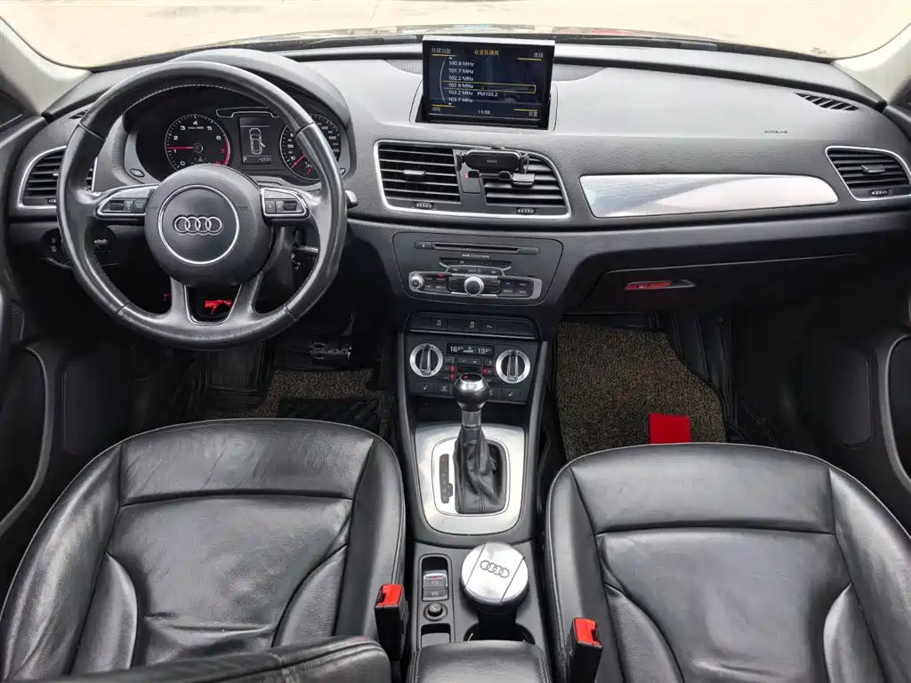 Audi Q3 2015 35 TFSI Millionth Anniversary Comfort фото 9