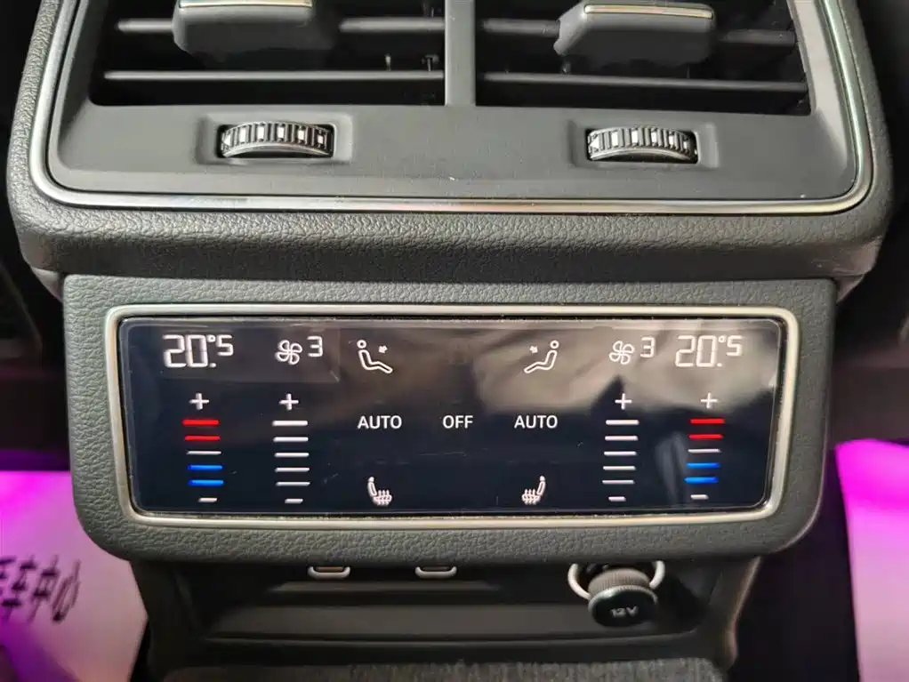 Audi A6L 2024 45 TFSI quattro Exclusive Dynamic фото 24