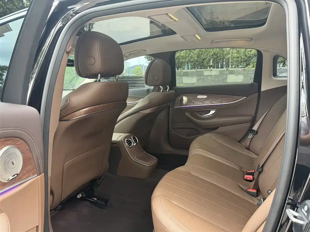 Mercedes-Benz E-Class 2023 Facelift E 300 L Fashion фото 10