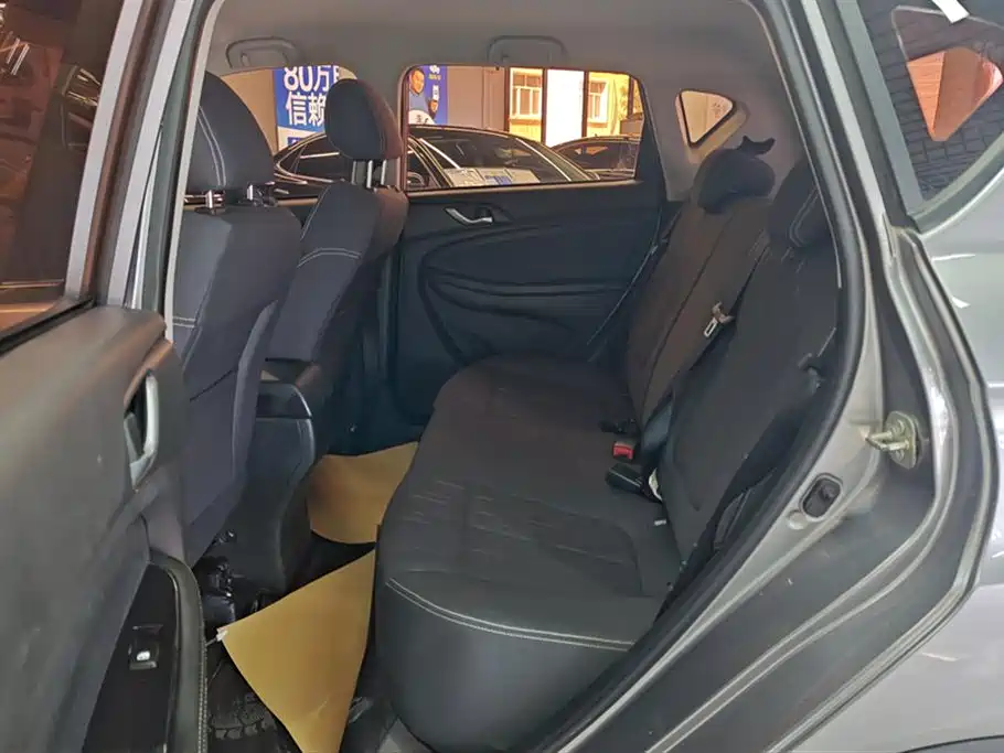 Landwind X2 2018 2017 1.6L Manual Vigorous Edition