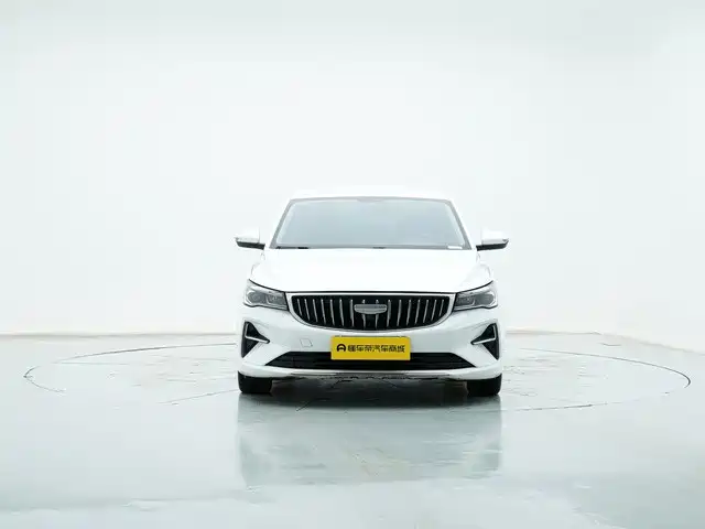 Фото 2 - Geely Emgrand