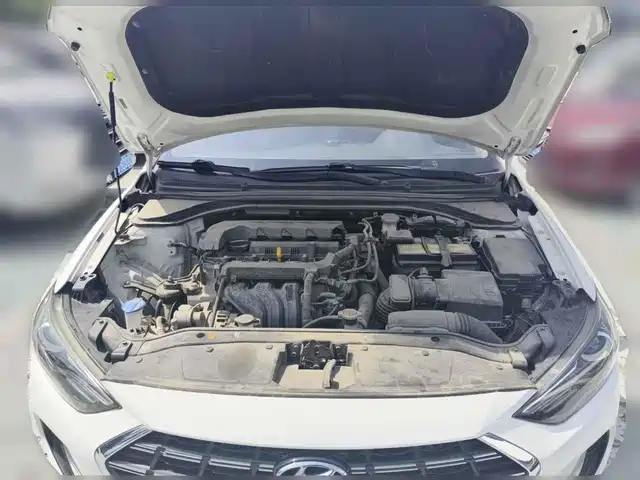 Hyundai Elantra 2020 1.5L CVT Smart Style·Elite — фото 3