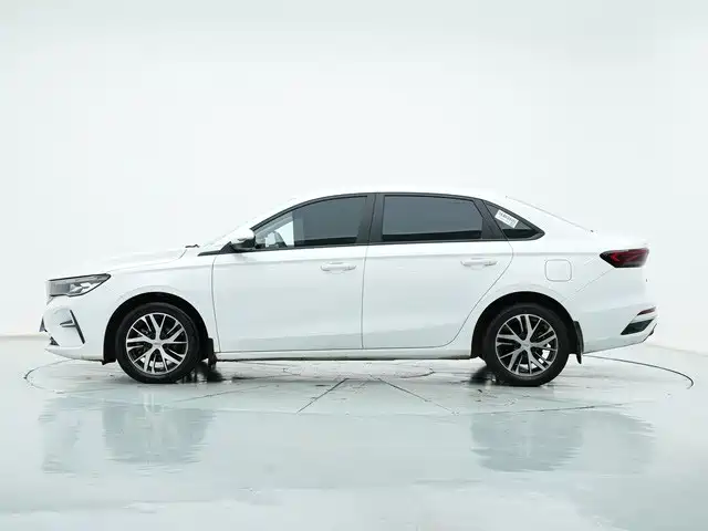 Фото 4 - Geely Emgrand