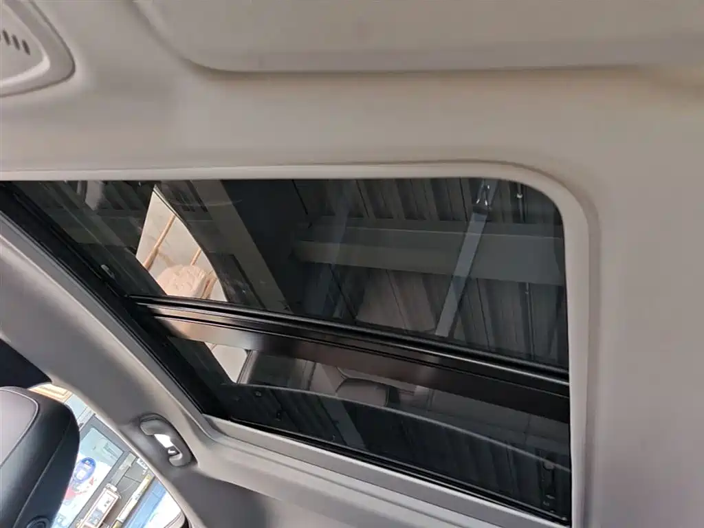 CHEVROLET MAI RUIBAO XL