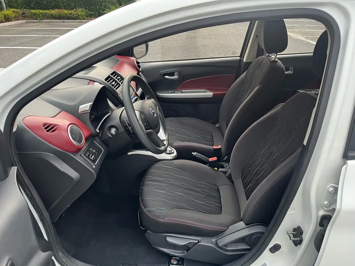 Changan Benben 2015 2015 1.4L IMT Premium (China V)