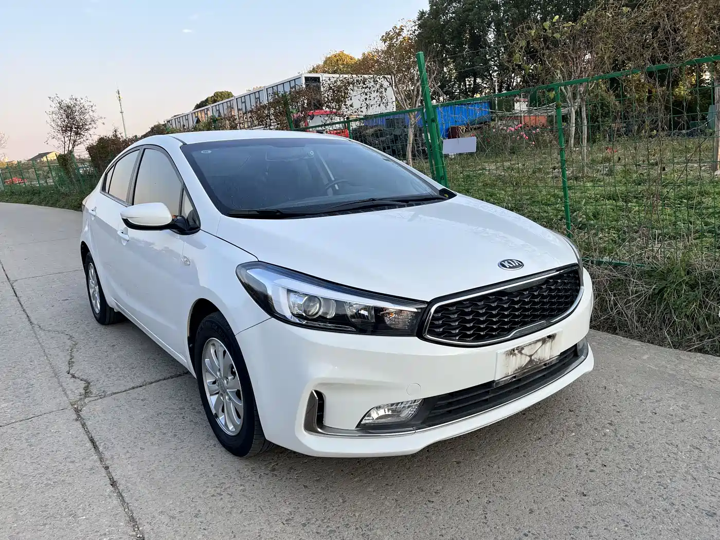 Kia K3 2016 1.6L Manual GLS фото 3