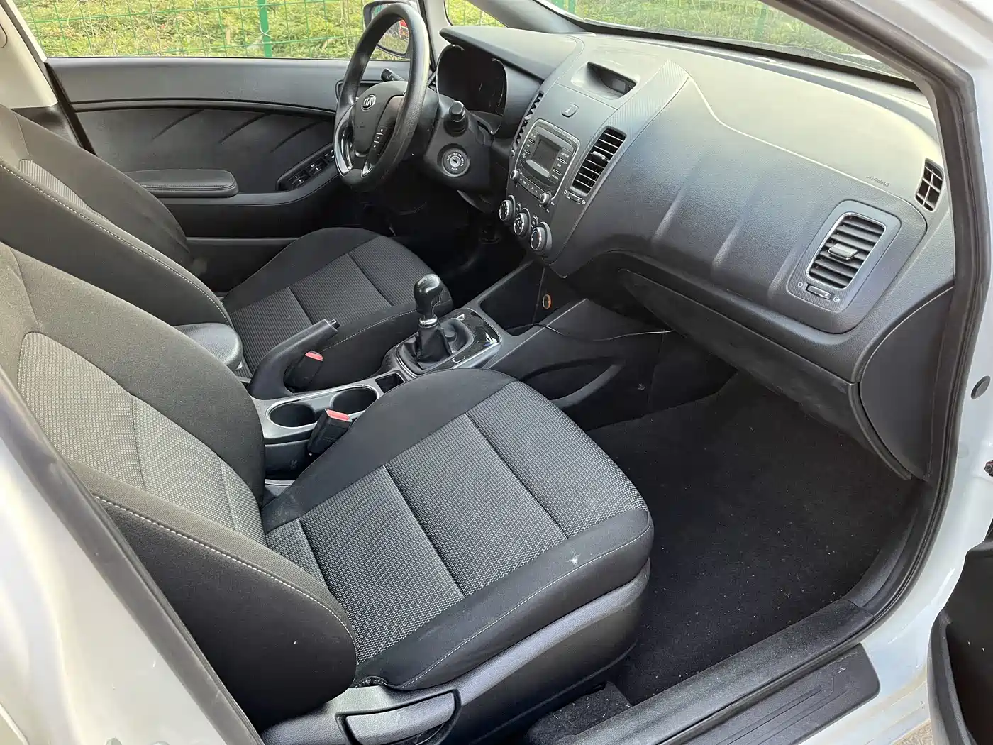 Kia K3 2016 1.6L Manual GLS фото 13