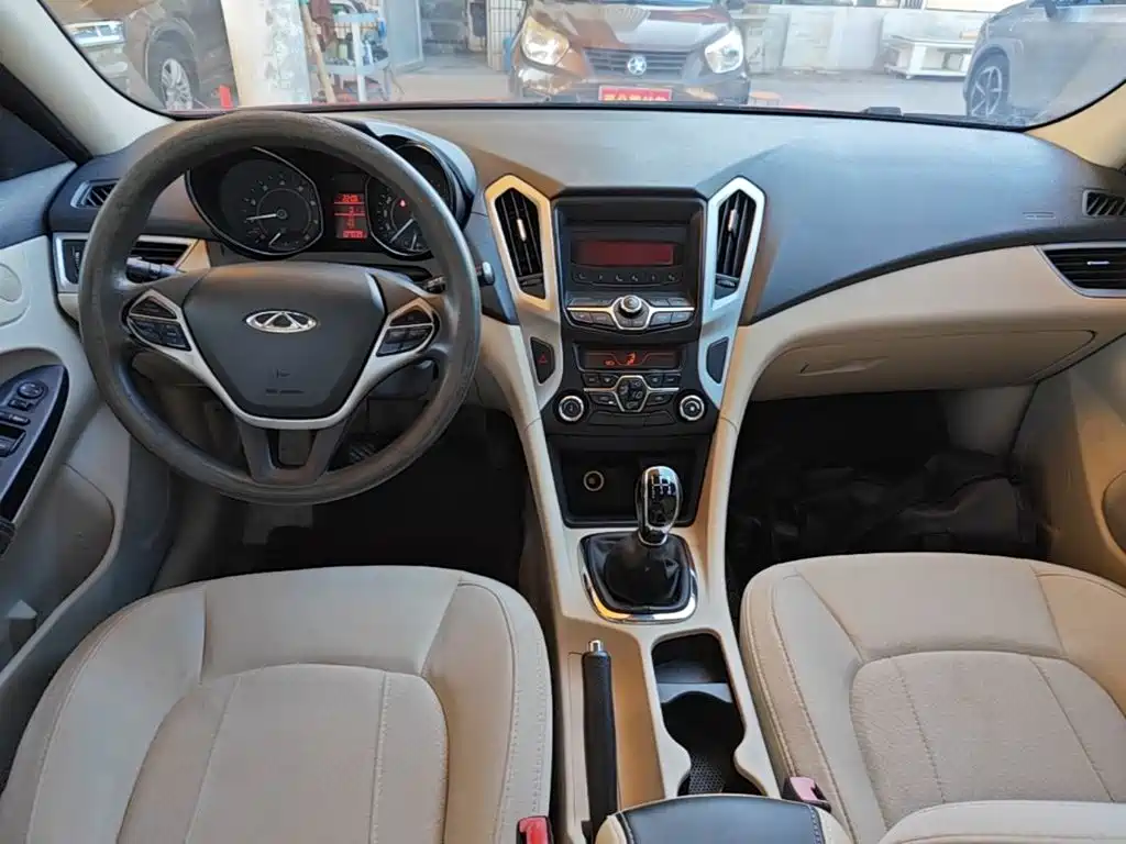Chery Arrizo 7 2015 2015 1.5T Manual Zhiling Edition