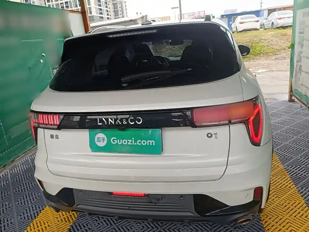 Lynk & Co 01 2021 2.0TD 2WD Pro фото 6
