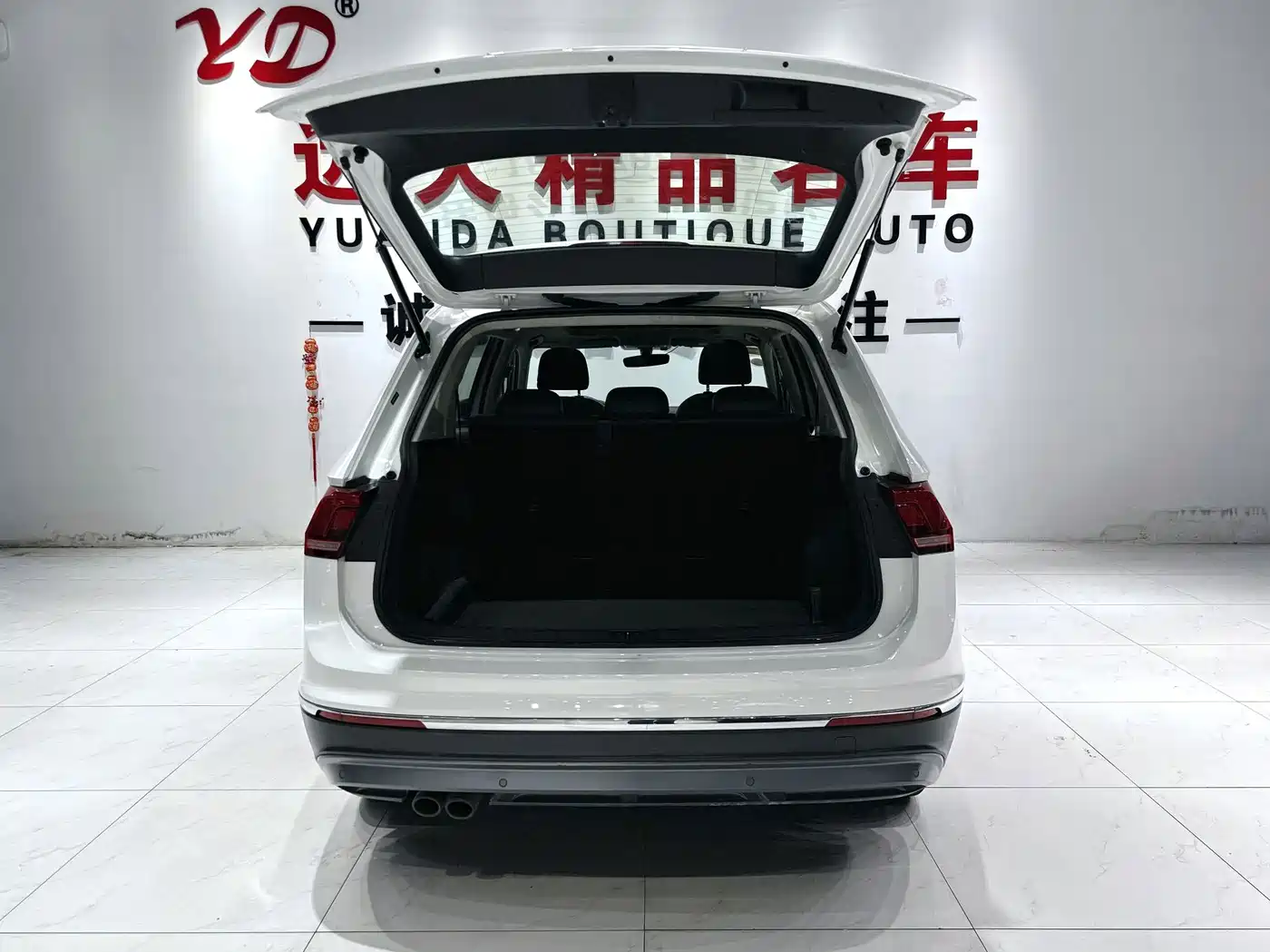Фото 20 - Volkswagen Tiguan L