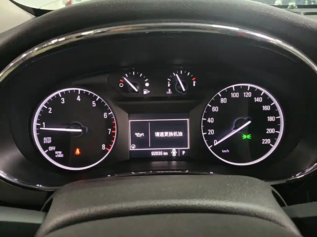 Фото 12 - Buick Encore