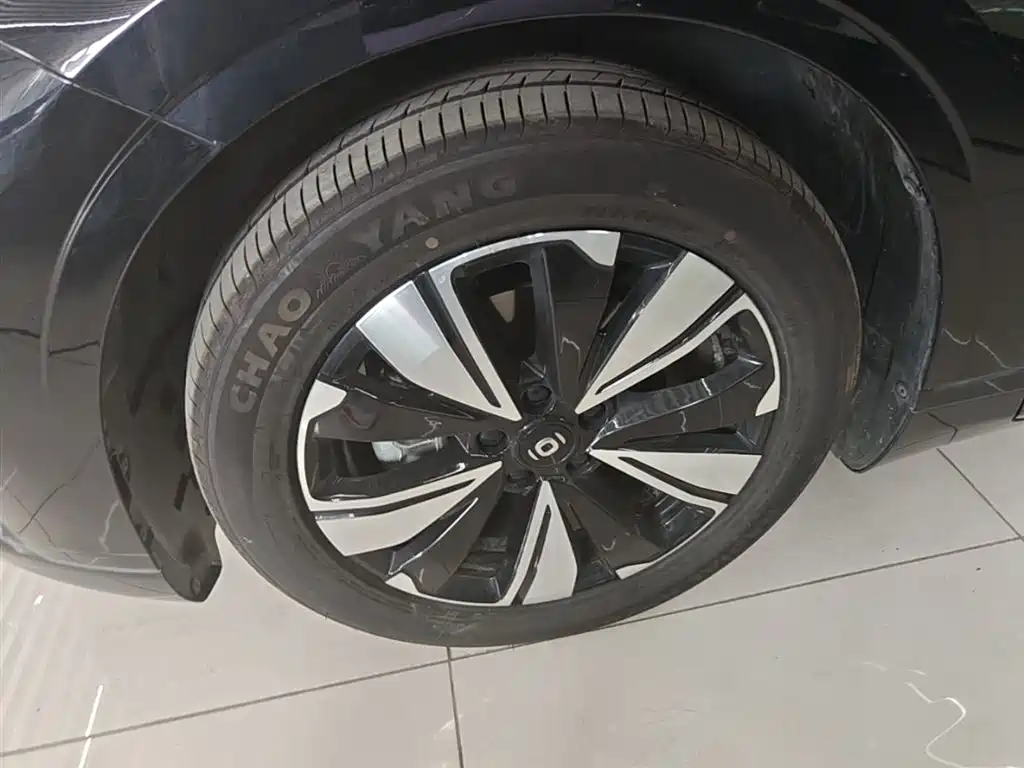 صورة 23 - Changan Qiyuan A07