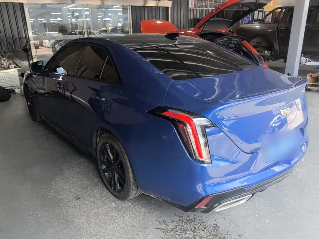 Фото 5 - Cadillac CT4