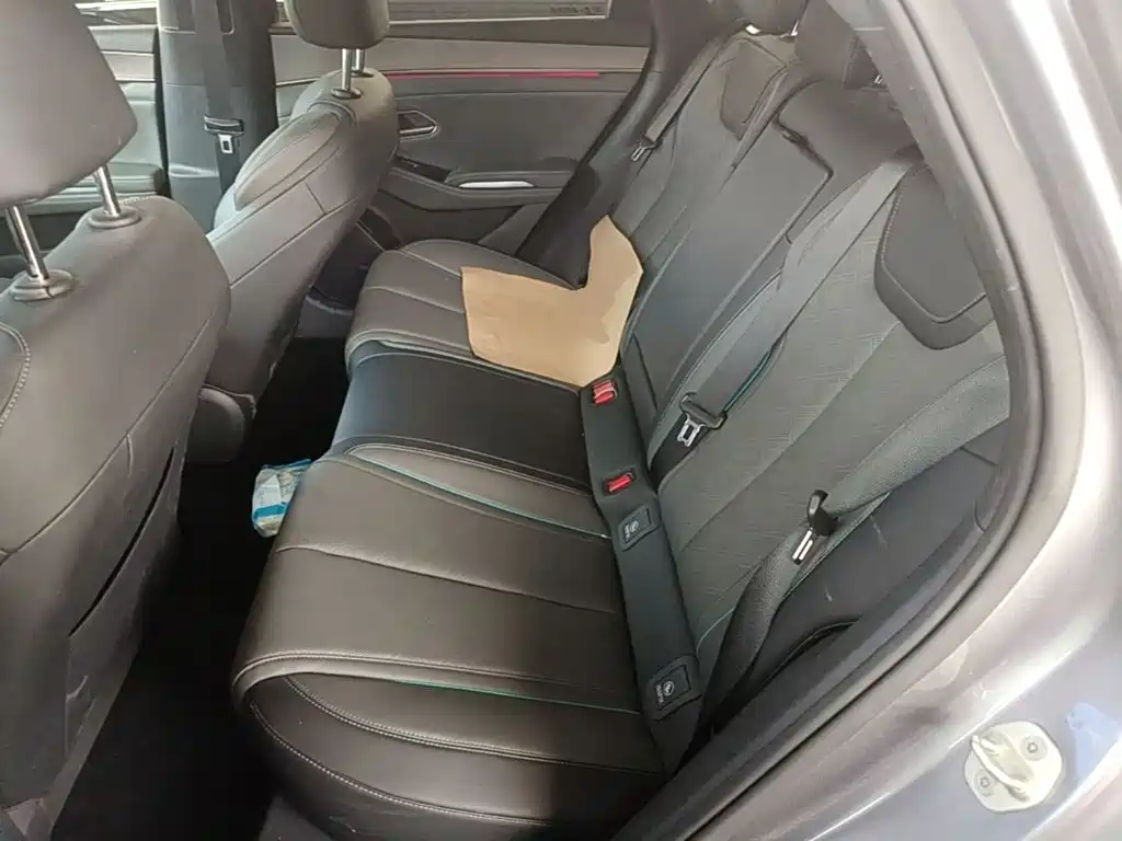 Photo 17 - BYD Qin L
