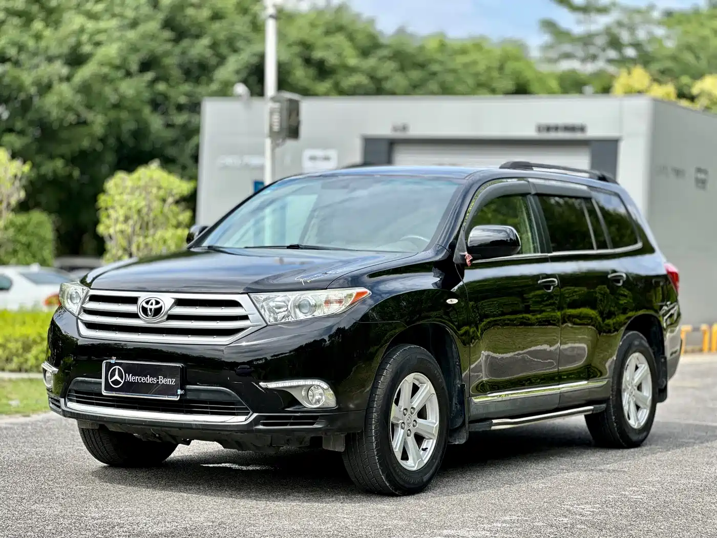 Фото 1 - Toyota Highlander
