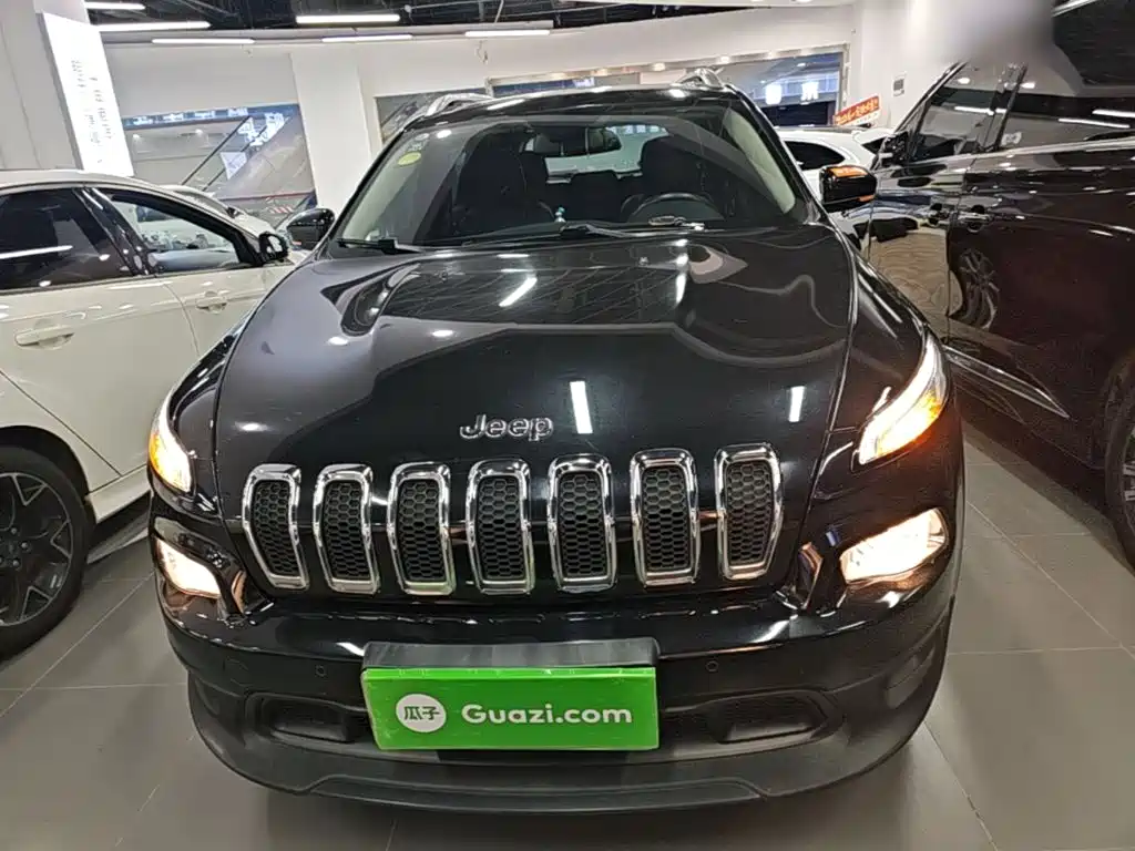 Jeep Cherokee 2016 2016 2.4L Leading Edition