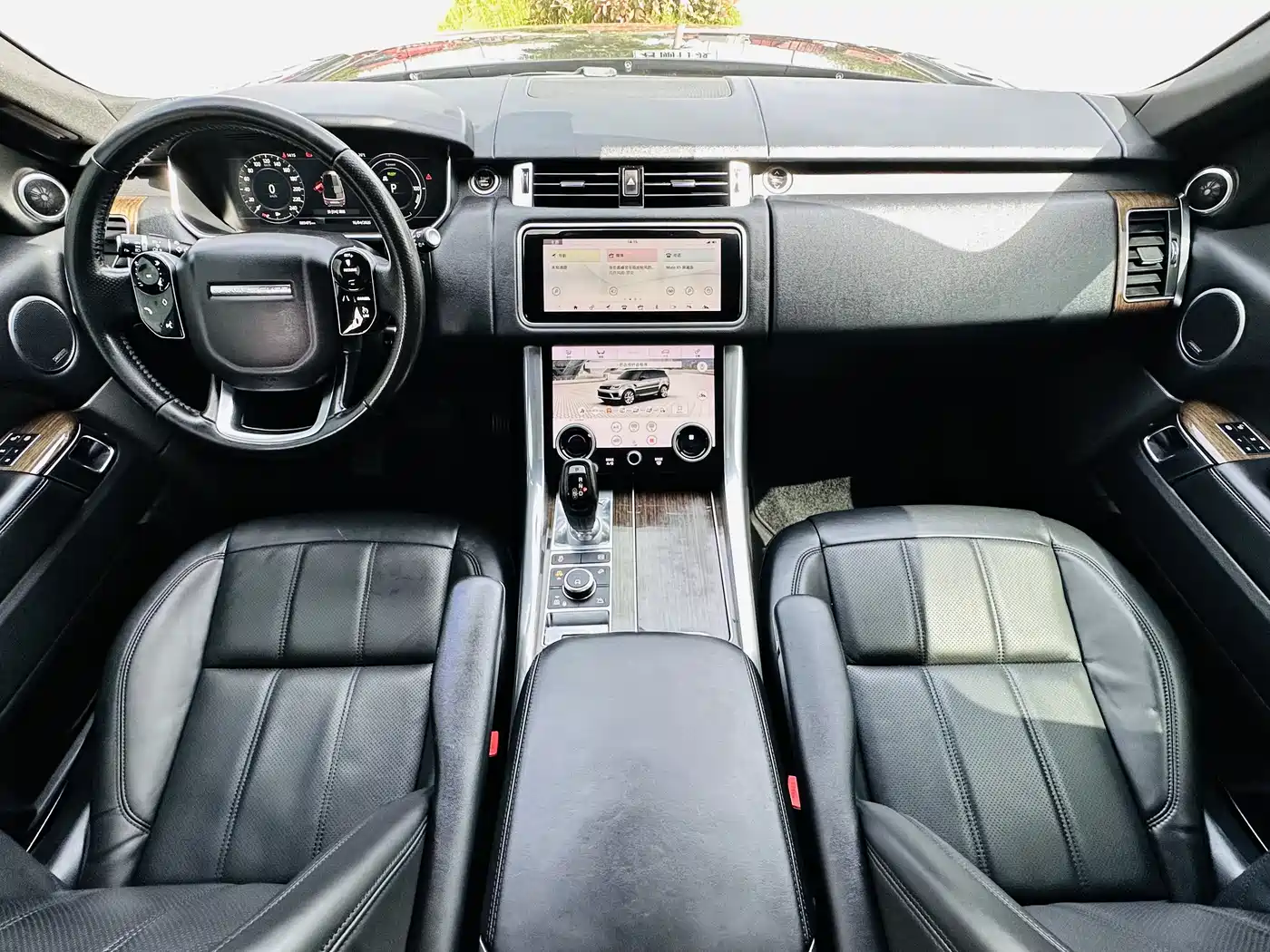 Land Rover Range Rover Sport PHEV 2018 Model P400e фото 10