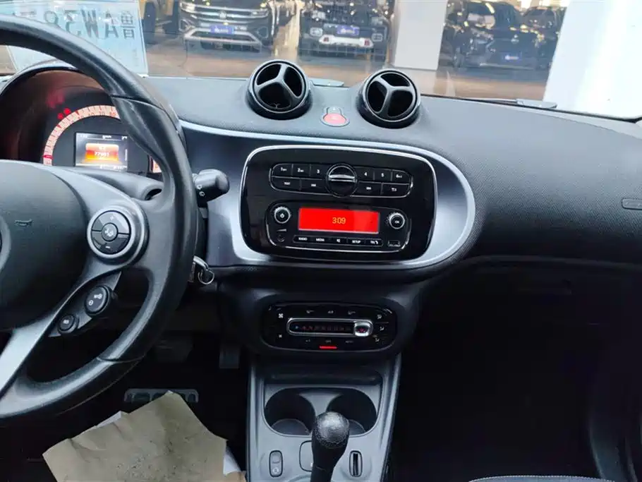 smart forfour 2017 2016 1.0L 52kW Passion Edition