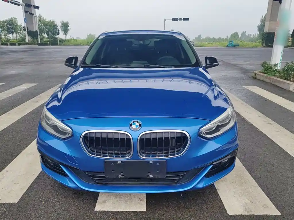 Photo 3 - BMW 1 Series