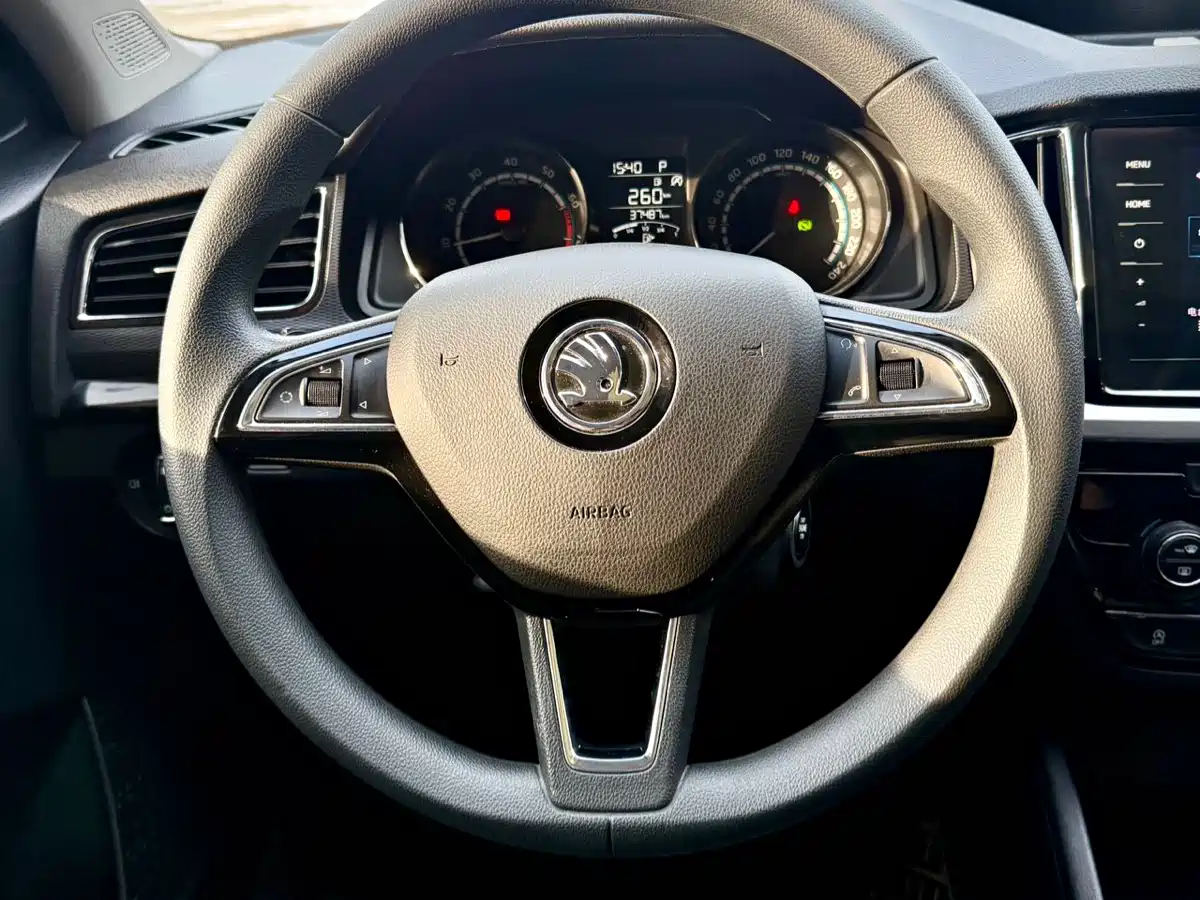 Škoda Kamiq 2021 GT TSI230 DSG Flagship Edition фото 23