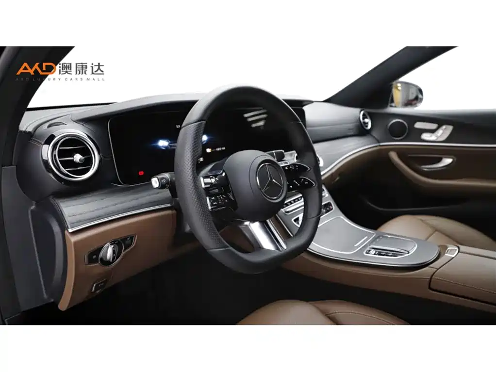 Mercedes-Benz E-Class New Energy 2022 E 350 e L Plug-in Hybrid Sports Sedan фото 6