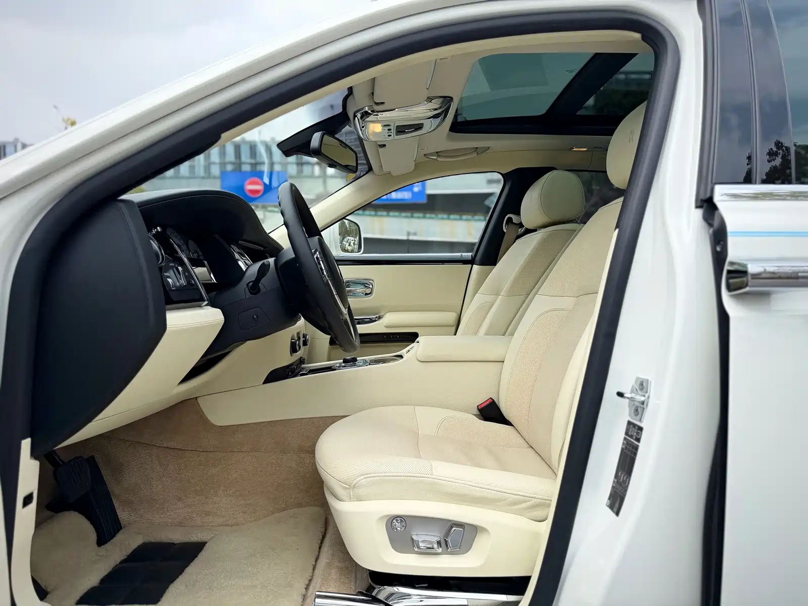 Фото 7 - Rolls-Royce Ghost