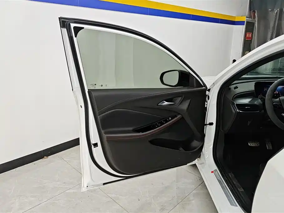 Buick Verano 2023 Pro GS Wind Hunter Edition фото 7